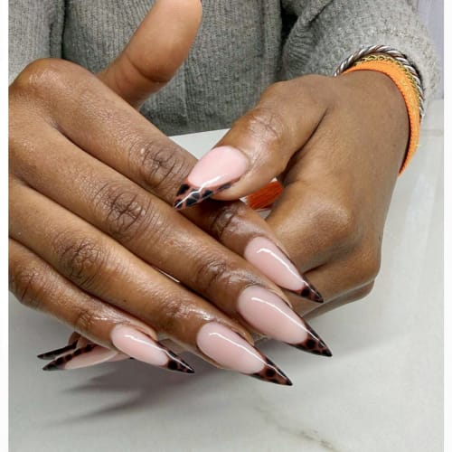 Coralie Nails - Onglerie Lyon - Coralie Nails - Photo Galerie - OneBooking