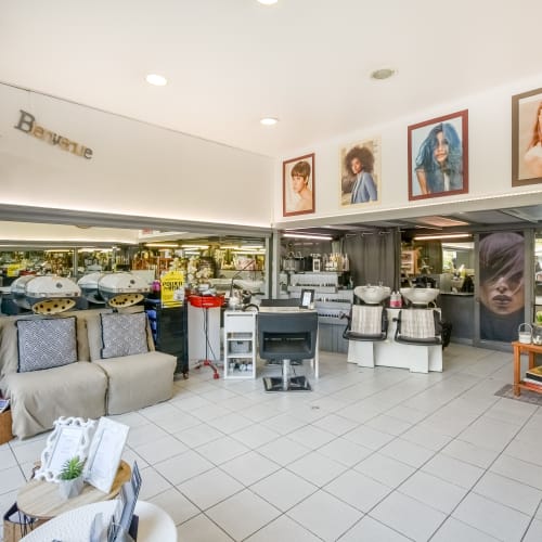 Cheveux d’anges - Institut de beauté Cannes - Cheveux d’anges - Photo Galerie - OneBooking