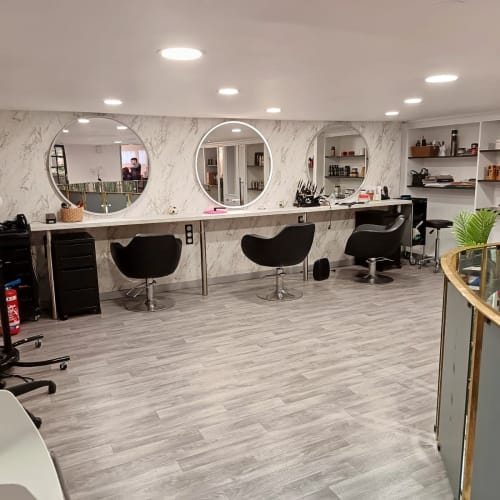 Wisdom Hair - Coiffure mixte & Afro - Massage Lyon - Wisdom Hair - Coiffure mixte & Afro - Photo Galerie - OneBooking