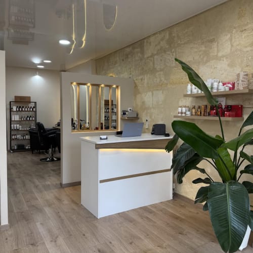 Innova Coiffure - Coiffure Saint-André-de-Cubzac - Innova Coiffure - Photo Galerie - OneBooking