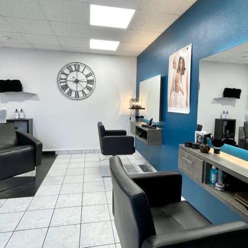 Arole Coiff - Coiffure Saint-Barthélemy-d'Anjou - Arole Coiff - Photo Galerie - OneBooking