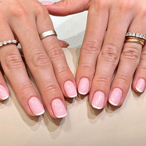 Léïna Ongles d’Art - Onglerie Lyon - Léïna Ongles d’Art - Photo Galerie - OneBooking