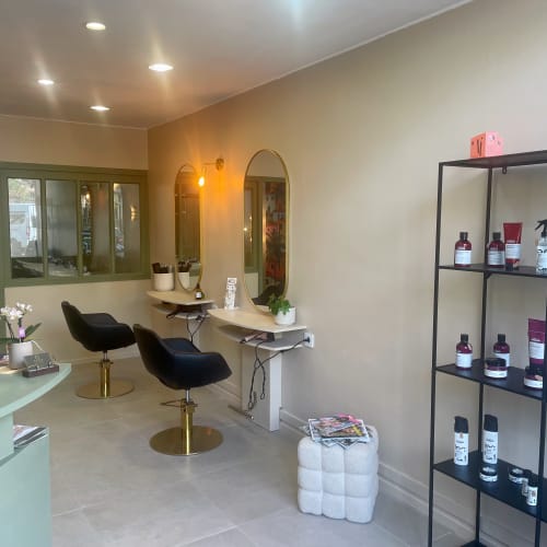 JUST BE YOURSELF - Coiffure Le Havre - JUST BE YOURSELF - Photo Galerie - OneBooking