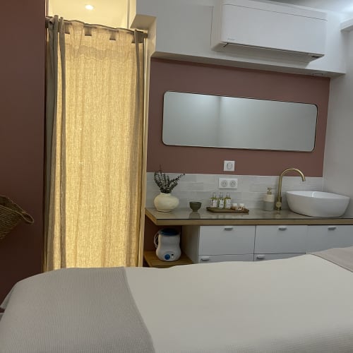 Maison Loma - Onglerie Bordeaux - Maison Loma - Photo Galerie - OneBooking