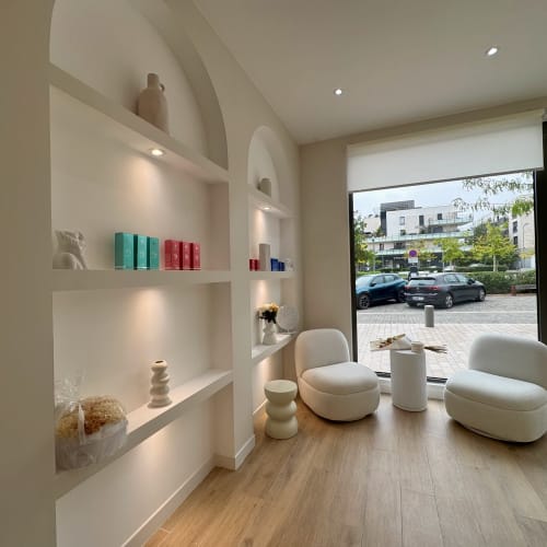 SAMÉA- INSTITUT - SOINS DU VISAGE - ÉPILATION DÉFINITIVE PAR ÉLECTROLYSE - ÉPILATION LASER - Institut de beauté Saint-Cyr-l'École - SAMÉA- INSTITUT - SOINS DU VISAGE - ÉPILATION DÉFINITIVE PAR ÉLECTROLYSE - ÉPILATION LASER - Photo Galerie - OneBooking