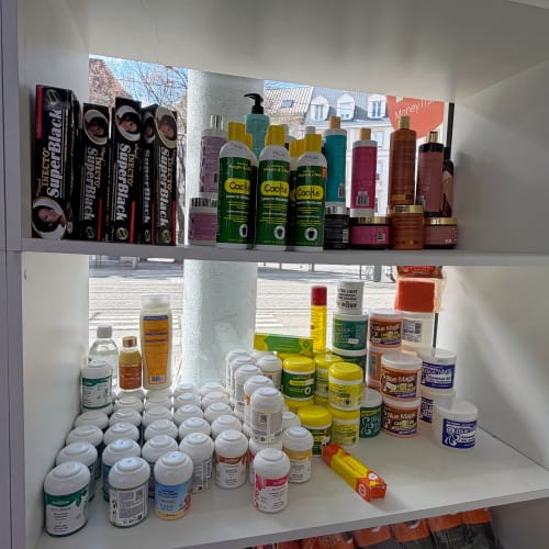 Cosmétique Konate Coiffure - Institut de beauté Strasbourg - Cosmétique Konate Coiffure - Photo Galerie - OneBooking
