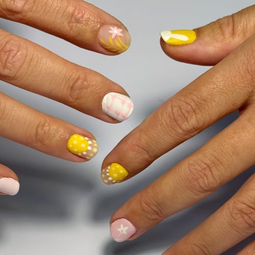 Nails By Loan - Onglerie Saint-Étienne - Nails By Loan - Photo Galerie - OneBooking