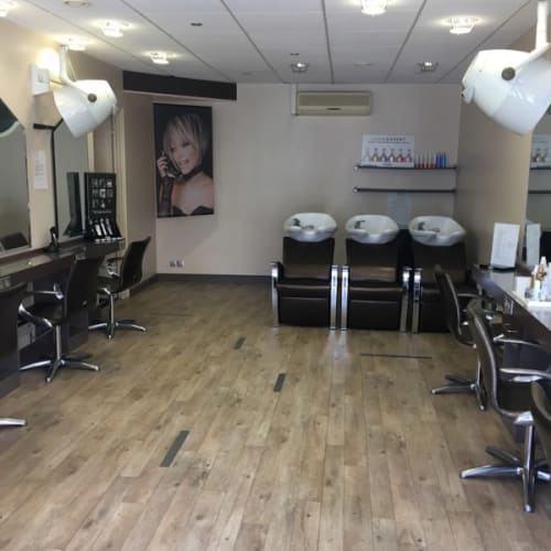 Salon ligne actuelle - Coiffure Châtellerault - Salon ligne actuelle - Photo Galerie - OneBooking