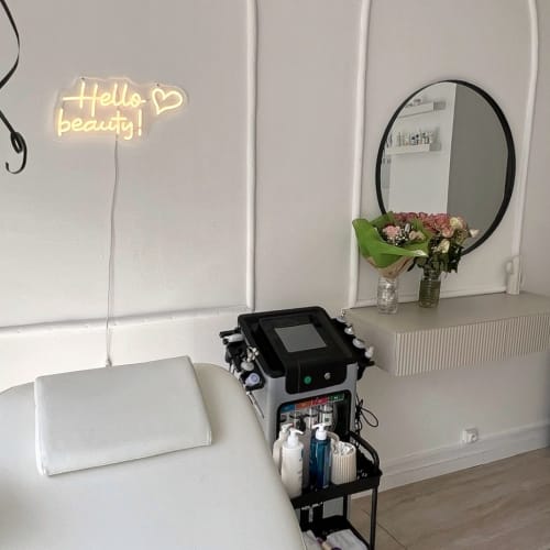 Mel Glam Beauty - Sourcils & cils Le Havre - Mel Glam Beauty - Photo Galerie - OneBooking