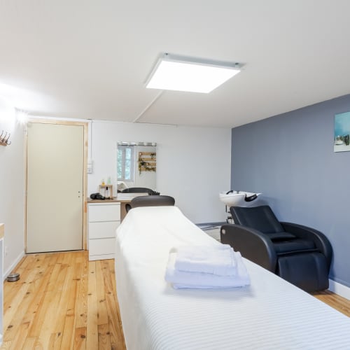 Crit’Hair de Beauté - Sourcils & cils Saint-Priest - Crit’Hair de Beauté - Photo Galerie - OneBooking