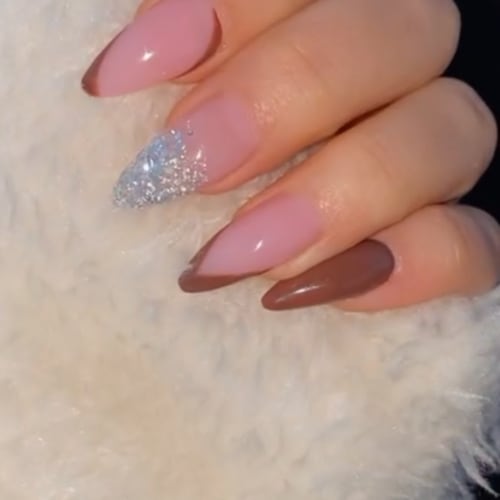 K Nails & Lifting Coréen - Onglerie Toulon - K Nails & Lifting Coréen - Photo Galerie - OneBooking