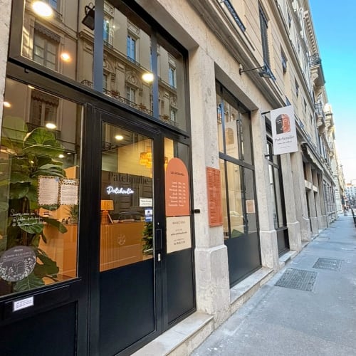 Patchoulie - Massage Lyon - Patchoulie - Photo Galerie - OneBooking