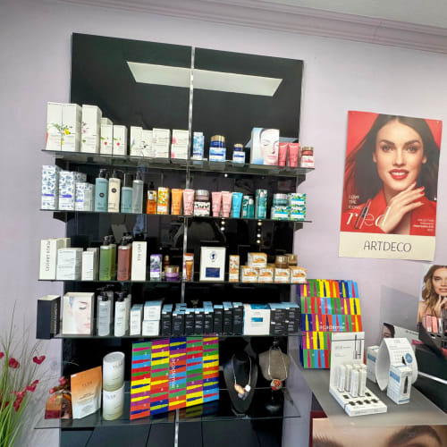 Esthetic Beauty - Onglerie Clermont-Ferrand - Esthetic Beauty - Photo Galerie - OneBooking