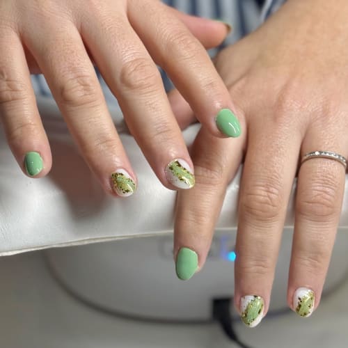 Gl Nails - Coiffure Alès - Gl Nails - Photo Galerie - OneBooking