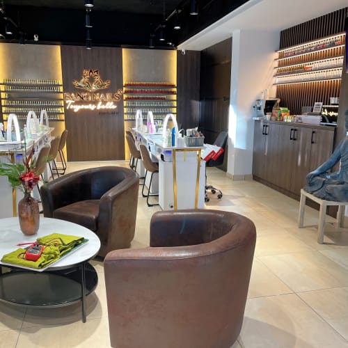 Bang Nails - Port Marianne - Onglerie Montpellier - Bang Nails - Port Marianne - Photo Galerie - OneBooking