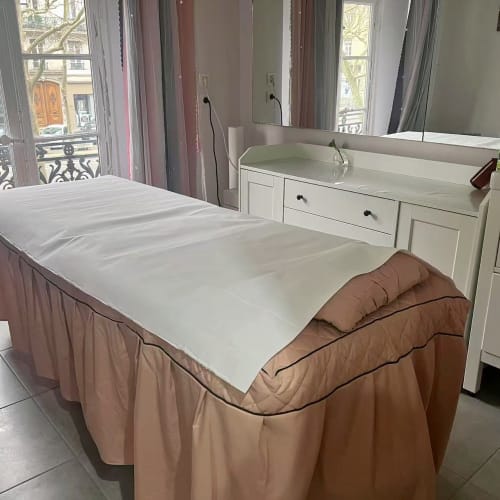 Beauty Bloom Space - Onglerie Lyon - Beauty Bloom Space - Photo Galerie - OneBooking