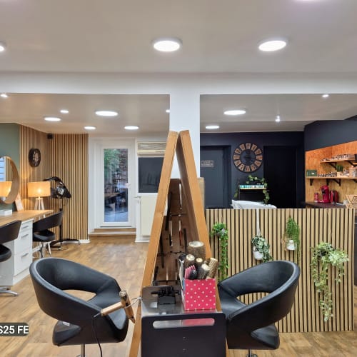 Salon ATYPIQUE coiffeur visagiste - Coiffure Colmar - Salon ATYPIQUE coiffeur visagiste - Photo Galerie - OneBooking