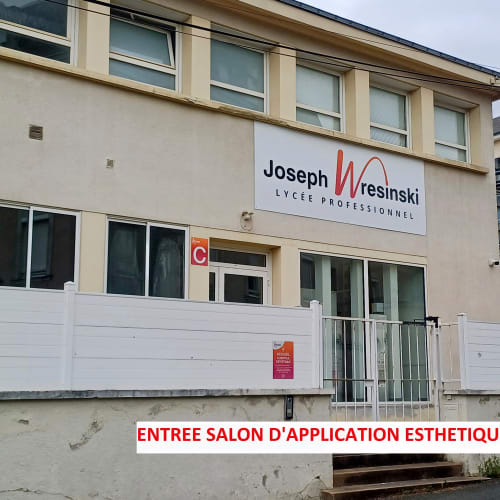 Lycée Joseph Wresinski - Coiffure Angers - Lycée Joseph Wresinski - Photo Galerie - OneBooking