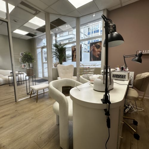 AS BEAUTY STUDIO - Onglerie Besançon - AS BEAUTY STUDIO - Photo Galerie - OneBooking