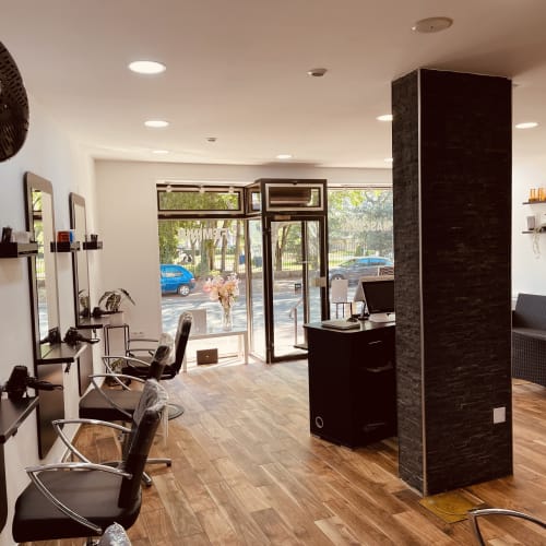 A la frange d’Emma - Coiffure Sevran - A la frange d’Emma - Photo Galerie - OneBooking