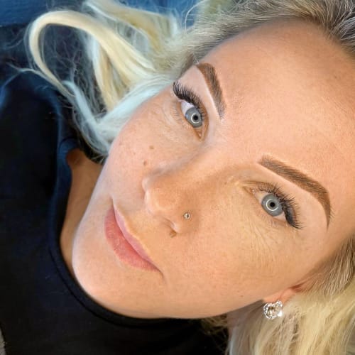 Maquillage permanent by Sabina - Sourcils & cils Vichy - Maquillage permanent by Sabina - Photo Galerie - OneBooking