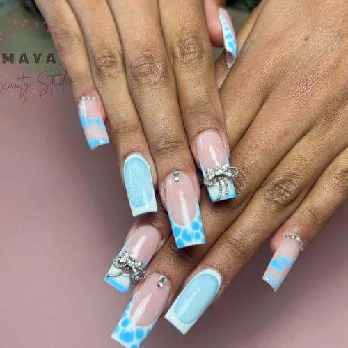 Maya beauty studio - Sourcils & cils Bourges - Maya beauty studio - Photo Galerie - OneBooking