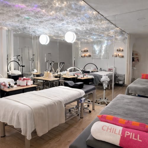 L'ATELIER PARISIEN - Onglerie Perpignan - L'ATELIER PARISIEN - Photo Galerie - OneBooking