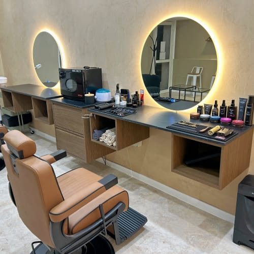 L'esprit barbier - Sourcils & cils Martigues - L'esprit barbier - Photo Galerie - OneBooking