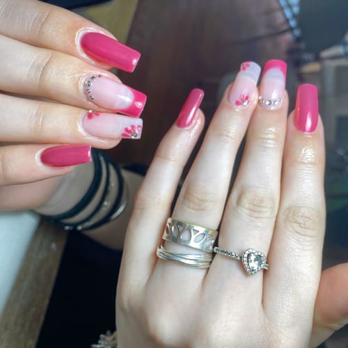 Ongles d'Amour - Onglerie Lyon - Ongles d'Amour - Photo Galerie - OneBooking