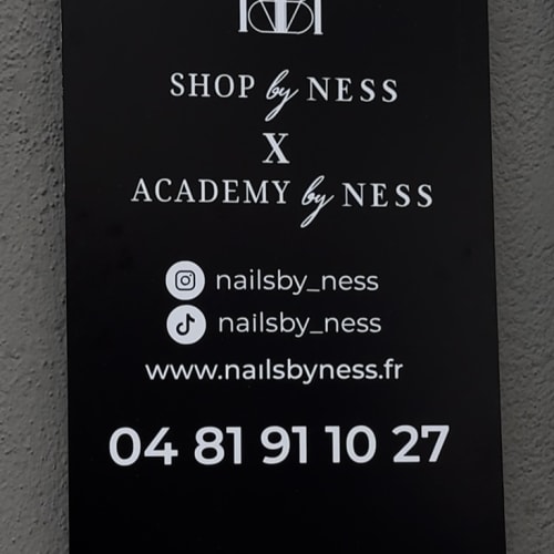 Nails by Ness Formation - Onglerie Villeurbanne - Nails by Ness Formation - Photo Galerie - OneBooking