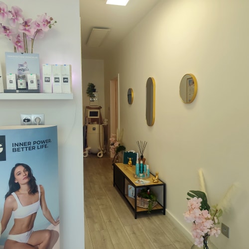 Un temps avec Gallou - Institut de beauté Knutange - Un temps avec Gallou - Photo Galerie - OneBooking