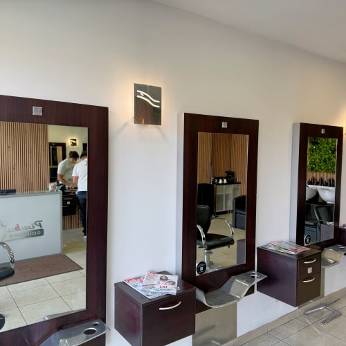 Z-Hair Coiffure Coloriste - Coiffure Saint-Denis - Z-Hair Coiffure Coloriste - Photo Galerie - OneBooking