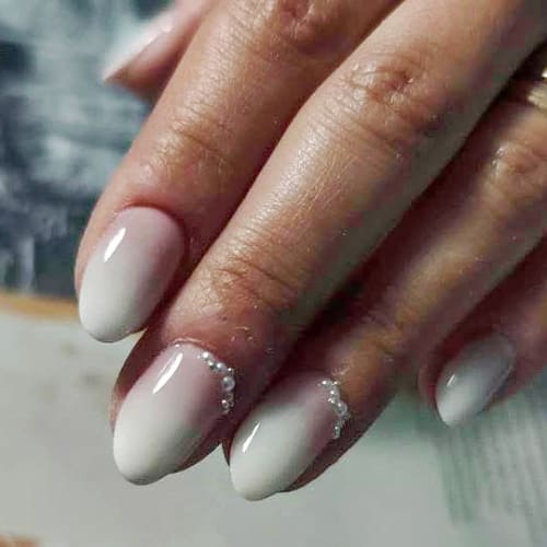 De l'ongle à la lumière - Coiffure Gap - De l'ongle à la lumière - Photo Galerie - OneBooking