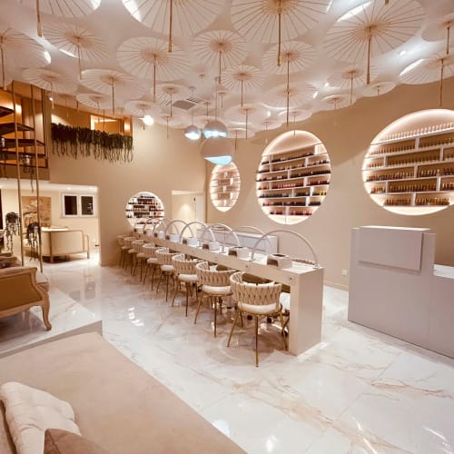 Ongles et Beauté Capitole - Head Spa - Hammam - Sauna - Jacuzzi - Coiffure Toulouse - Ongles et Beauté Capitole - Head Spa - Hammam - Sauna - Jacuzzi - Photo Galerie - OneBooking