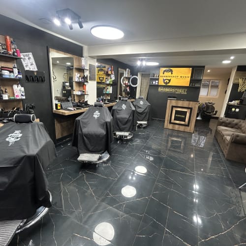 64TH Barber street - Coiffure Saint-Denis - 64TH Barber street - Photo Galerie - OneBooking