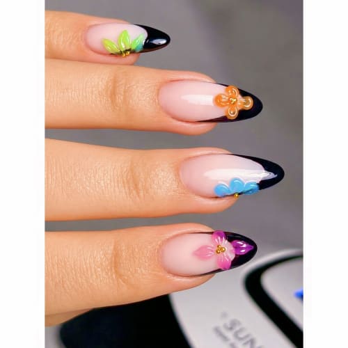 100% NAILS (chez JP Coiffure) - Onglerie Mérignac - 100% NAILS (chez JP Coiffure) - Photo Galerie - OneBooking
