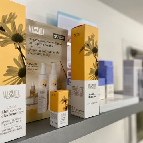 Élodie Holistic Beauty - Onglerie Biot - Élodie Holistic Beauty - Photo Galerie - OneBooking