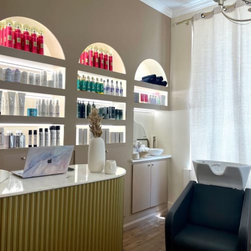 Orah | Salon Aesthetic - Coiffure Angers - Orah | Salon Aesthetic - Photo Galerie - OneBooking