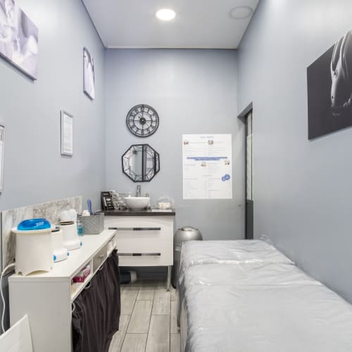 Institut de Beauté Mer Morte - Coiffure Bordeaux - Institut de Beauté Mer Morte - Photo Galerie - OneBooking