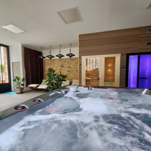 Domaine de BACHMAY - Sourcils & cils Laval - Domaine de BACHMAY - Photo Galerie - OneBooking