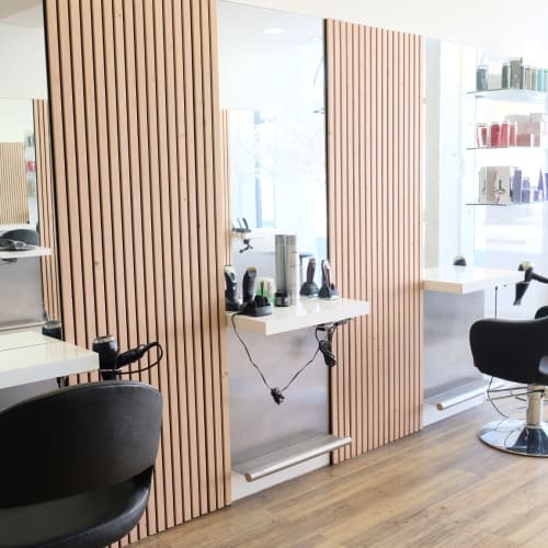 Salon de l'horloge - Tassin - Coiffure Tassin-la-Demi-Lune - Salon de l'horloge - Tassin - Photo Galerie - OneBooking