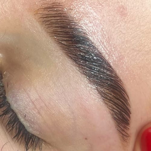 SA Hair Beauty - Sourcils & cils Vénissieux - SA Hair Beauty - Photo Galerie - OneBooking