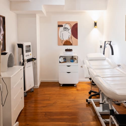 Laser M - Aix - Institut de beauté Aix-les-Bains - Laser M - Aix - Photo Galerie - OneBooking