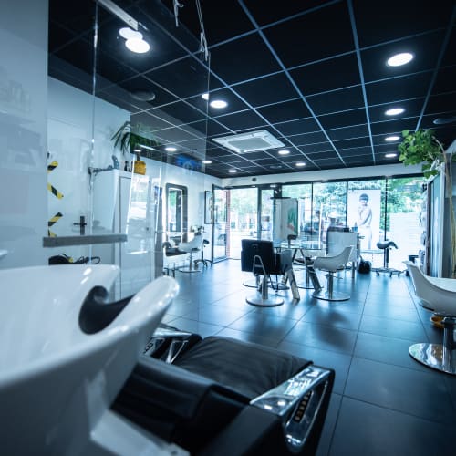 Salon REVELATION - Coiffure Toulouse - Salon REVELATION - Photo Galerie - OneBooking