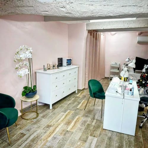 Zaya NailArt - Institut de beauté Toulon - Zaya NailArt - Photo Galerie - OneBooking