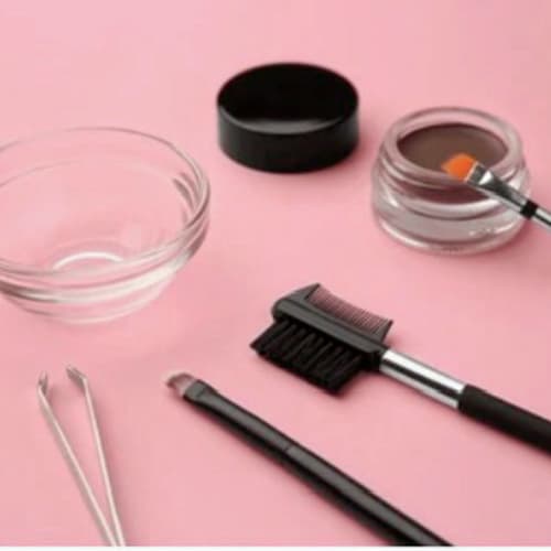 Les 3 Diamants Épilation thermolyse/électrolyse - Sourcils & cils Saint-Priest - Les 3 Diamants Épilation thermolyse/électrolyse - Photo Galerie - OneBooking