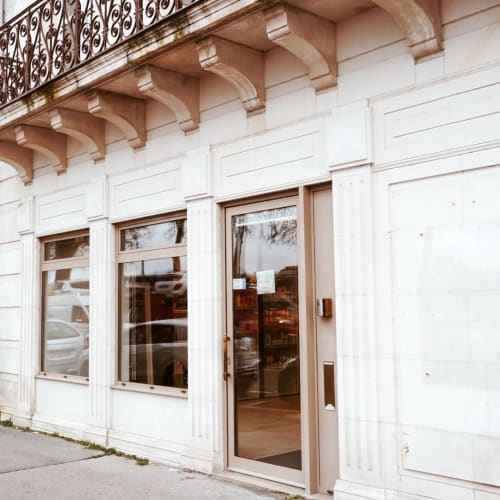 Le Bloom Salon de Coiffure et d'Esthétique - Sourcils & cils Blois - Le Bloom Salon de Coiffure et d'Esthétique - Photo Galerie - OneBooking