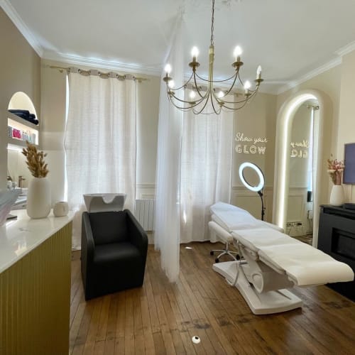 Orah | Salon Aesthetic - Coiffure Angers - Orah | Salon Aesthetic - Photo Galerie - OneBooking