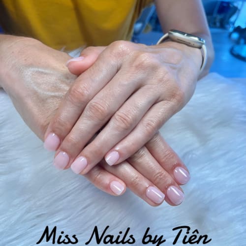 Miss Nails - Spécialiste de la résine - Onglerie Cagnes-sur-Mer - Miss Nails - Spécialiste de la résine - Photo Galerie - OneBooking