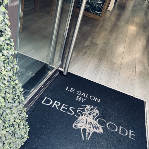 Le Salon By Dress Code - Massage Bordeaux - Le Salon By Dress Code - Photo Galerie - OneBooking